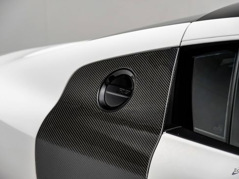 Used 2010 Audi R8 V10 image 40