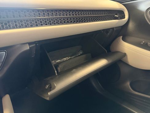 Used 2024 Honda HR-V LX image 38