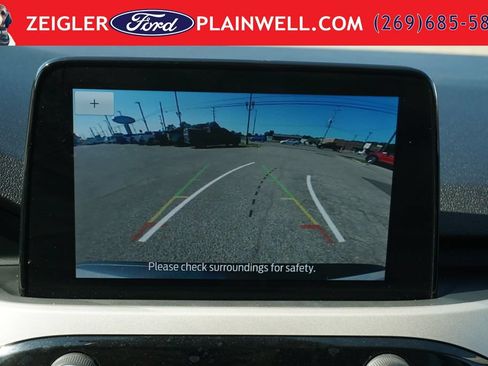 Used 2021 Ford Escape SE FWD image 17