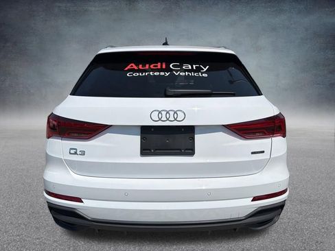 Used 2025 Audi Q3 2.0T Premium w/ Convenience Package AWD/4WD image 4