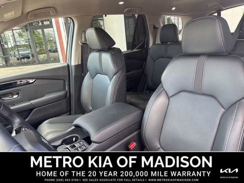 Used 2025 Honda Pilot EX-L image 15