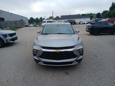Used 2024 Chevrolet Blazer LT AWD/4WD image 10