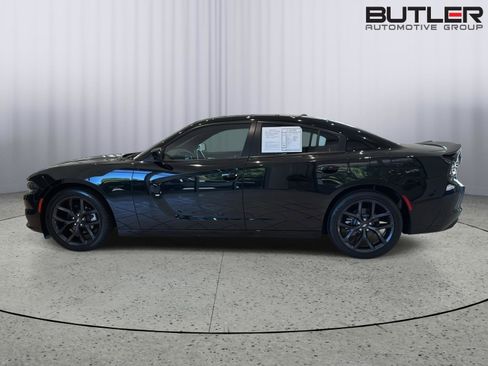 Used 2021 Dodge Charger SXT w/ Blacktop Package RWD image 8