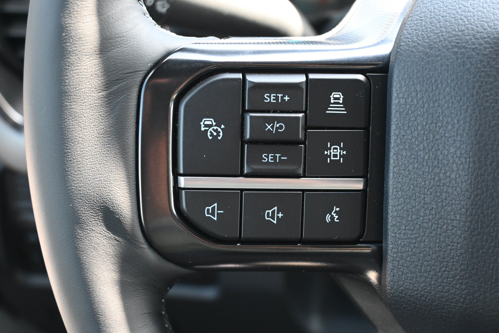New 2026 Ford F250 Platinum AWD/4WD image 18