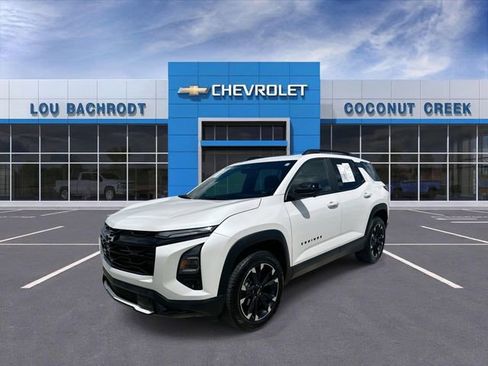 Used 2025 Chevrolet Equinox RS w/ Safety and Technology Package image 4