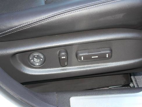 Used 2018 Acura RLX w/ Technology Package FWD image 21