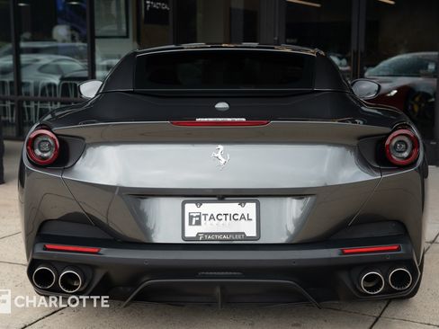 Used 2020 Ferrari Portofino RWD image 14