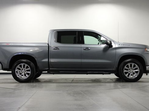 Used 2021 Chevrolet Silverado 1500 LTZ AWD/4WD image 3