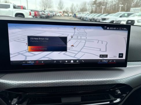 Used 2025 BMW 330i xDrive Sedan w/ Premium Package image 45