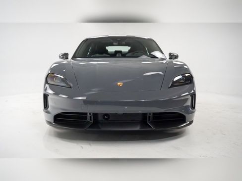 New 2025 Porsche Taycan GTS image 6