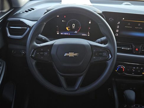 Used 2025 Chevrolet TrailBlazer LT image 13