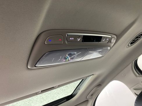 Used 2024 Kia Telluride SX image 31