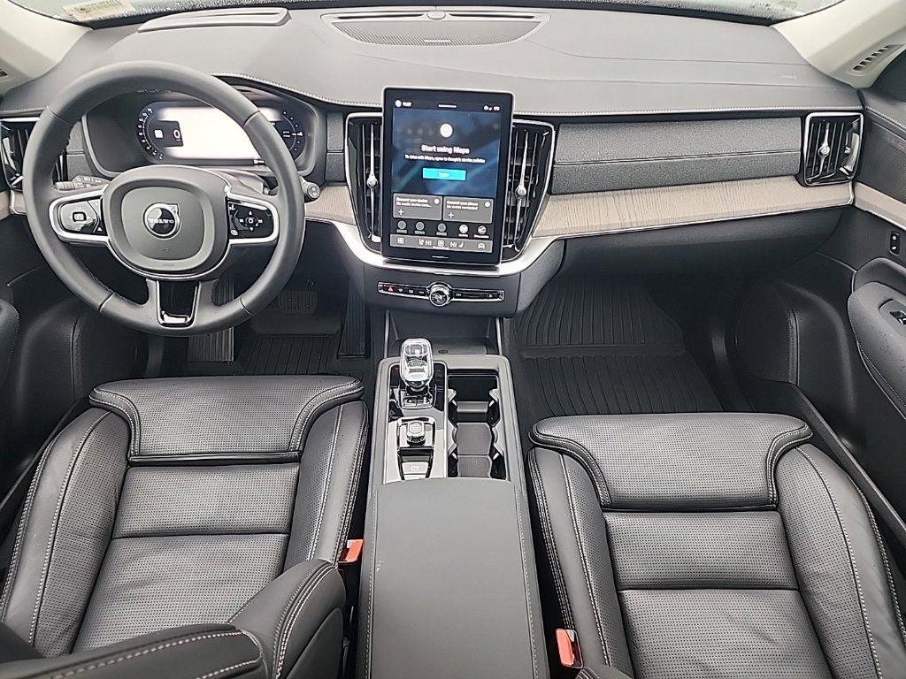 Used 2025 Volvo XC90 T8 Ultra w/ Protection Package Premier AWD/4WD image 21
