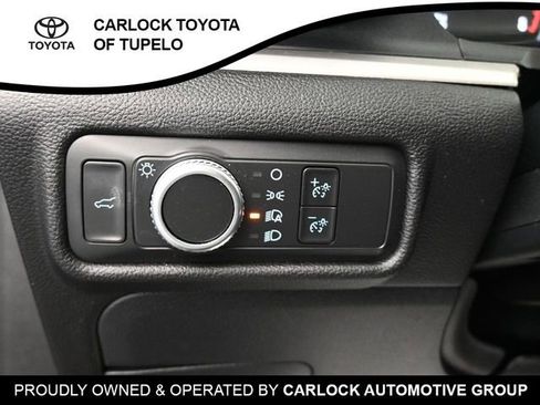 Used 2022 Ford Explorer XLT w/ Class IV Trailer Tow Package image 20