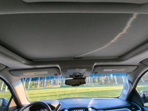 Used 2020 Chevrolet Suburban Premier image 23