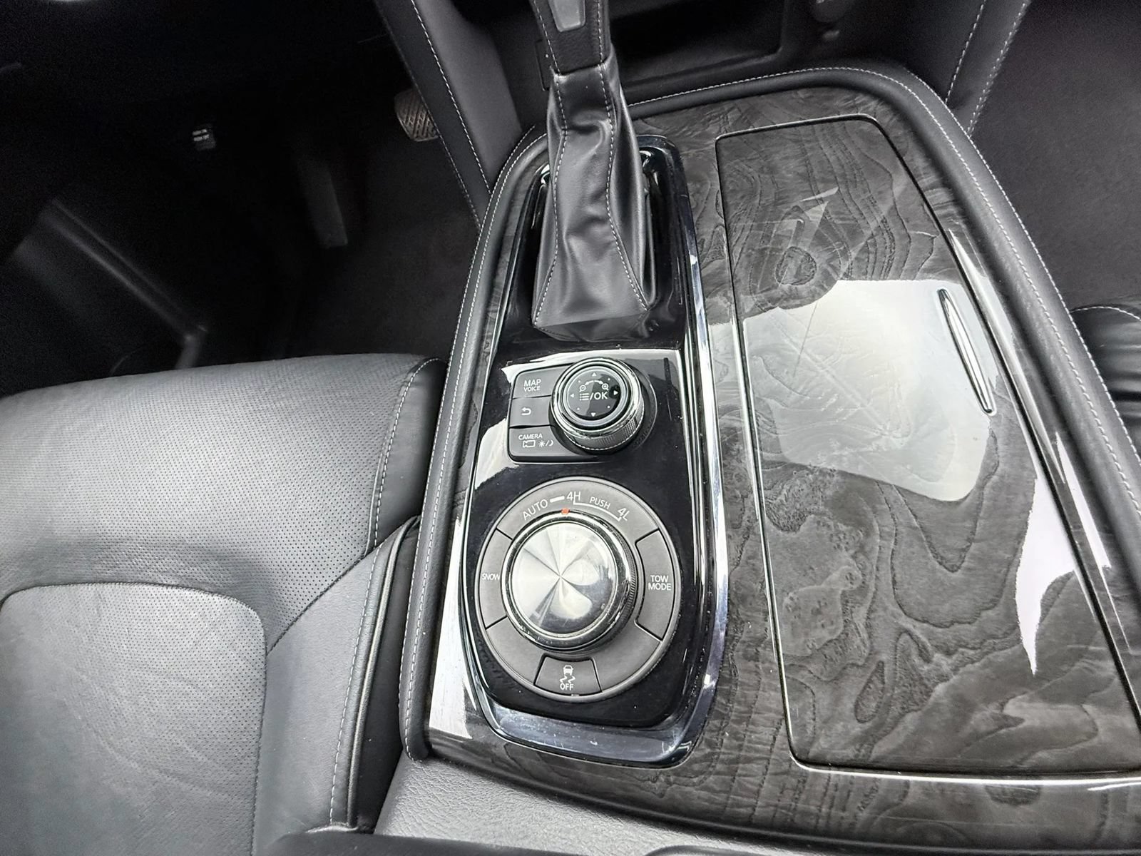 Used 2021 INFINITI QX80 Luxe AWD/4WD image 12