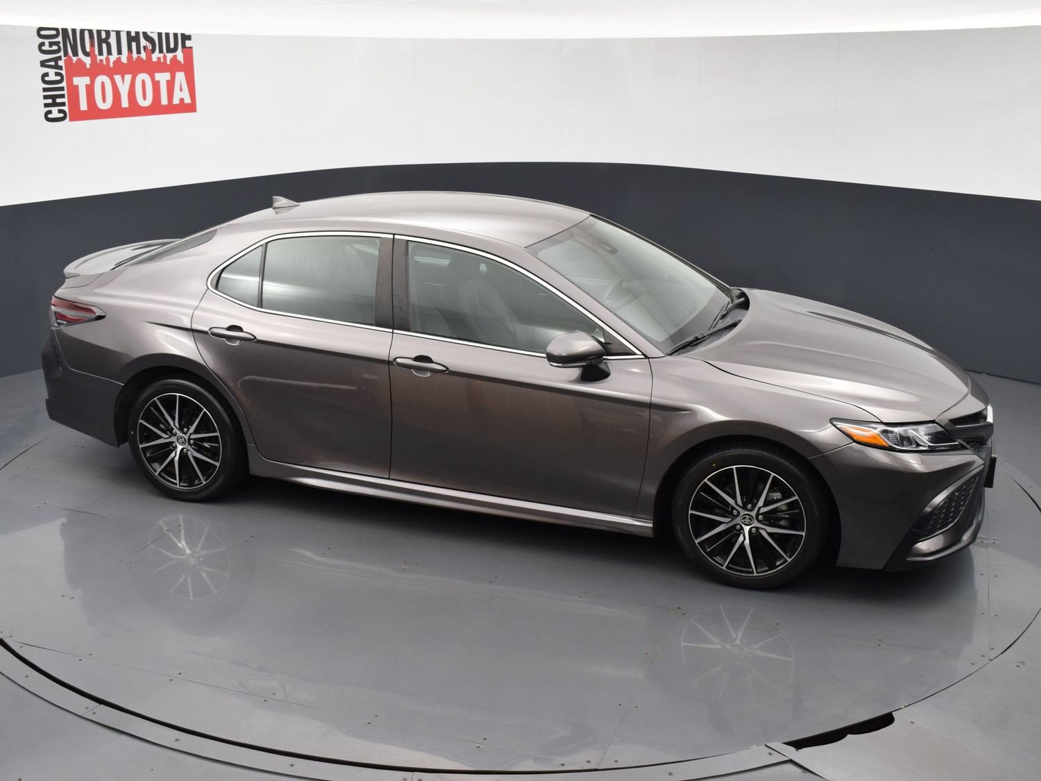 Used 2024 Toyota Camry SE FWD image 20