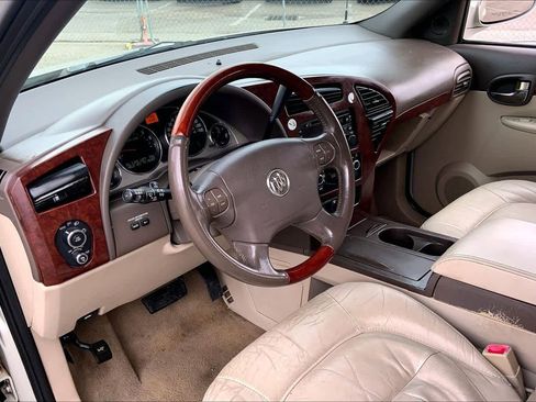 Used 2007 Buick Rendezvous CXL image 16