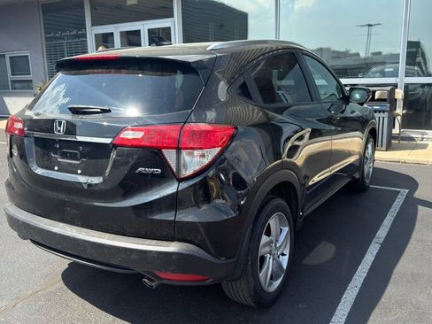 Used 2019 Honda HR-V EX image 2