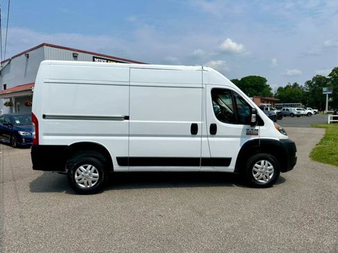 Used 2021 RAM ProMaster 2500 w/ RV Ready Prep Package image 5