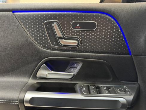 Certified 2025 Mercedes-Benz GLB 250 image 23