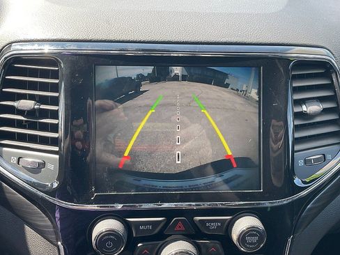 Used 2021 Jeep Grand Cherokee Laredo X image 19