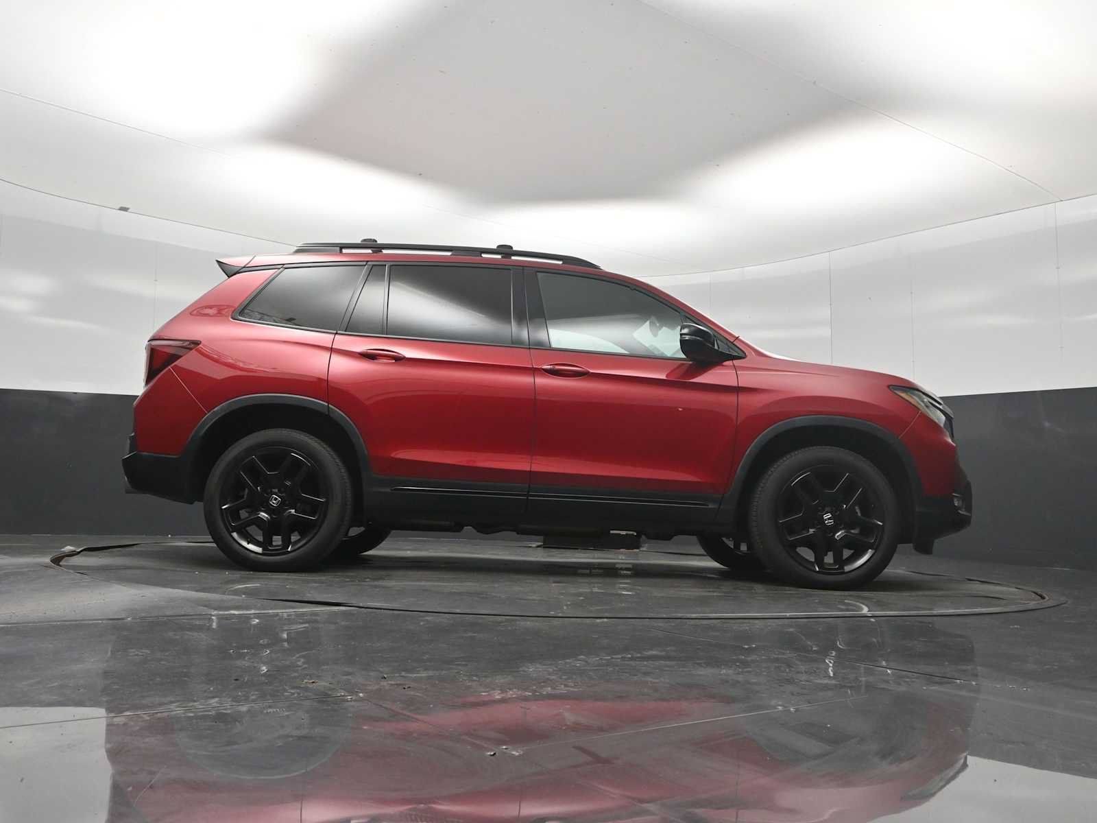 Used 2024 Honda Passport Black Edition image 39