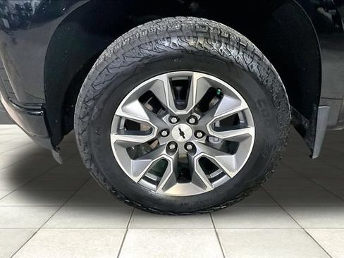 Used 2022 Chevrolet Silverado 1500 RST AWD/4WD image 10