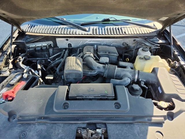 Used 2014 Ford Expedition Limited w/ Equipment Group 301A AWD/4WD image 37