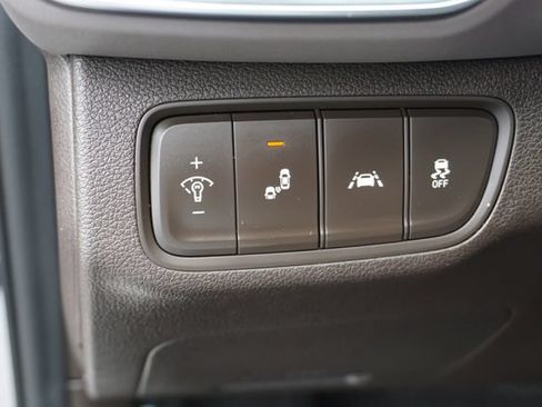 Used 2019 Hyundai Santa Fe SE FWD image 26