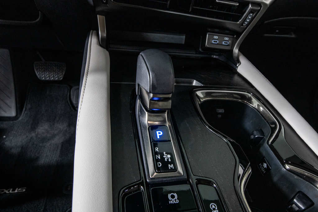 Used 2024 Lexus RX 350 Premium w/ Accessory Package (Z1) FWD image 26