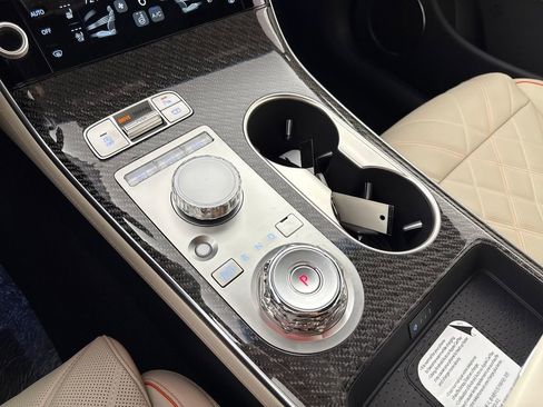 New 2026 Genesis GV70 3.5T Sport Prestige AWD/4WD image 21