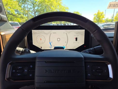 New 2025 GMC Hummer EV 2X w/ Extreme Off-Road Package image 37