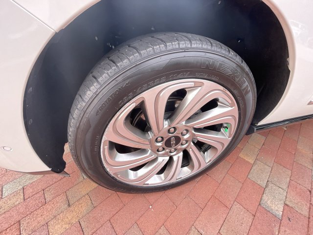 Used 2024 Lincoln Navigator Premiere AWD/4WD image 29