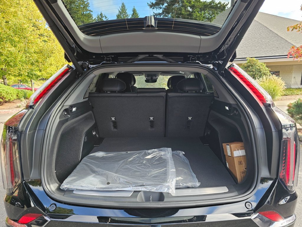 New 2027 Cadillac Optiq Sport AWD/4WD image 18