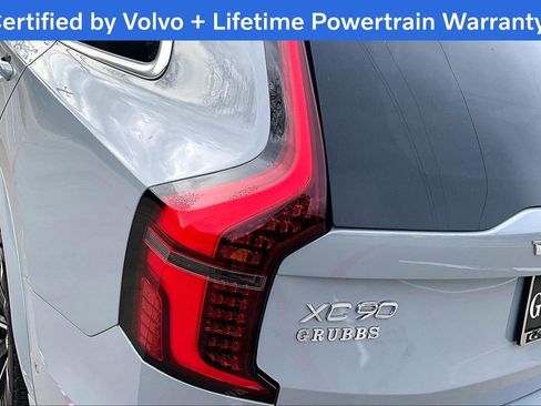 Used 2025 Volvo XC90 B5 Plus AWD/4WD image 41