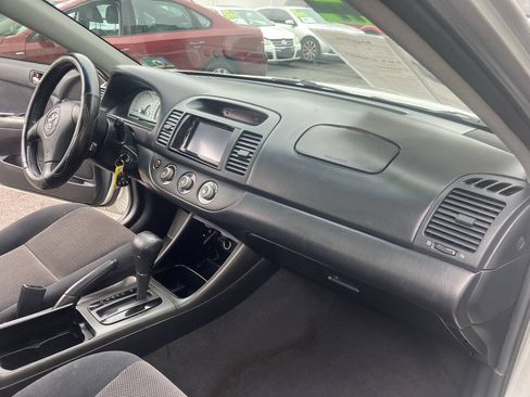 Used 2003 Toyota Camry SE FWD image 24