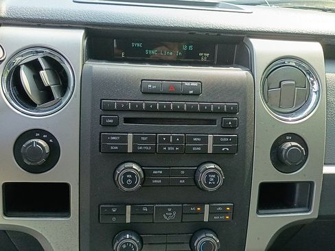 Used 2011 Ford F150 XLT w/ XLT Chrome Pkg AWD/4WD image 21