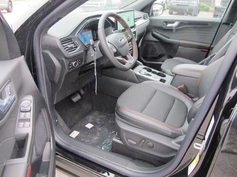 New 2025 Ford Escape ST-Line w/ Equipment Group 301A image 7