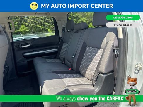 Used 2020 Toyota Tundra SR5 w/ SR5 Convenience Package AWD/4WD image 24