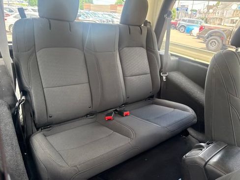 Used 2023 Jeep Wrangler Sport AWD/4WD image 31