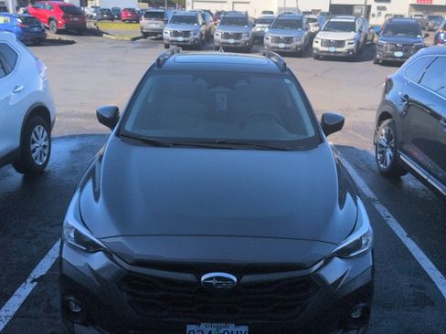 Used 2024 Subaru Crosstrek 2.0i Premium image 6
