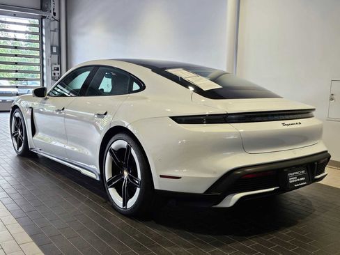 New 2025 Porsche Taycan 4S image 3
