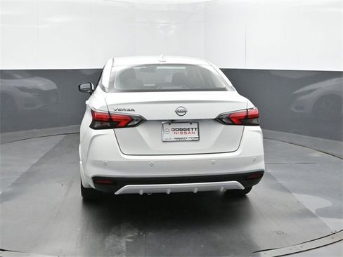 New 2025 Nissan Versa SV w/ Lighting Package image 8