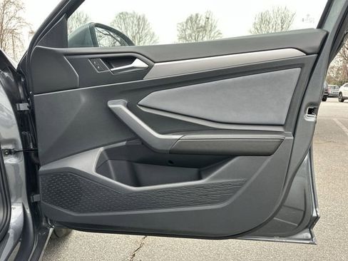 New 2026 Volkswagen Jetta SE image 30