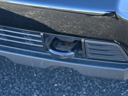 Used 2022 Chevrolet Silverado 2500 Custom w/ Custom Convenience Package image 29