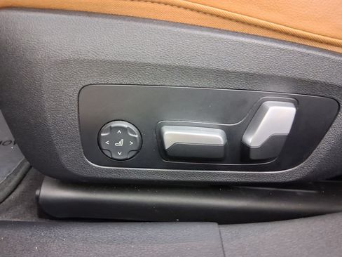 Certified 2023 BMW i4 eDrive40 w/ Premium Package RWD image 13