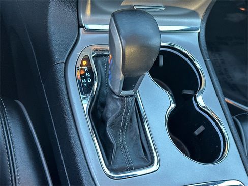 Used 2020 Jeep Grand Cherokee Overland image 35