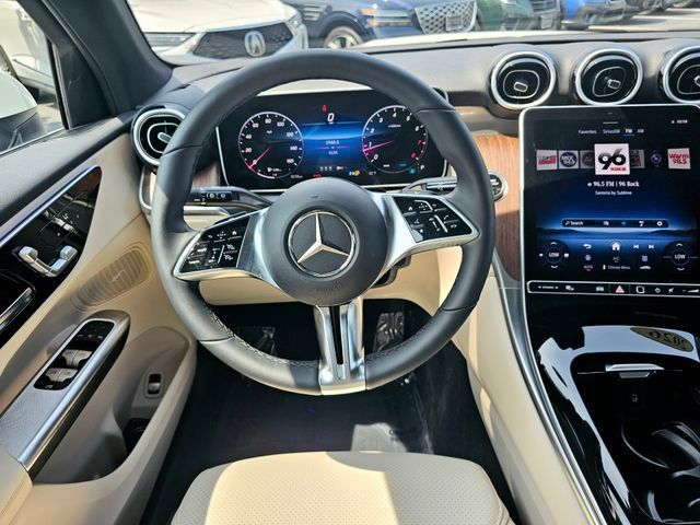 Certified 2026 Mercedes-Benz GLC 300 4MATIC image 32