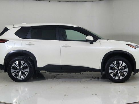 Certified 2023 Nissan Rogue SV image 8